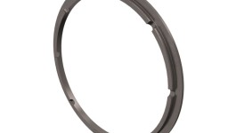 2P-7555:Прокладка наружного кольца подшипника шестерни коленчатого вала толщиной 5,49 мм