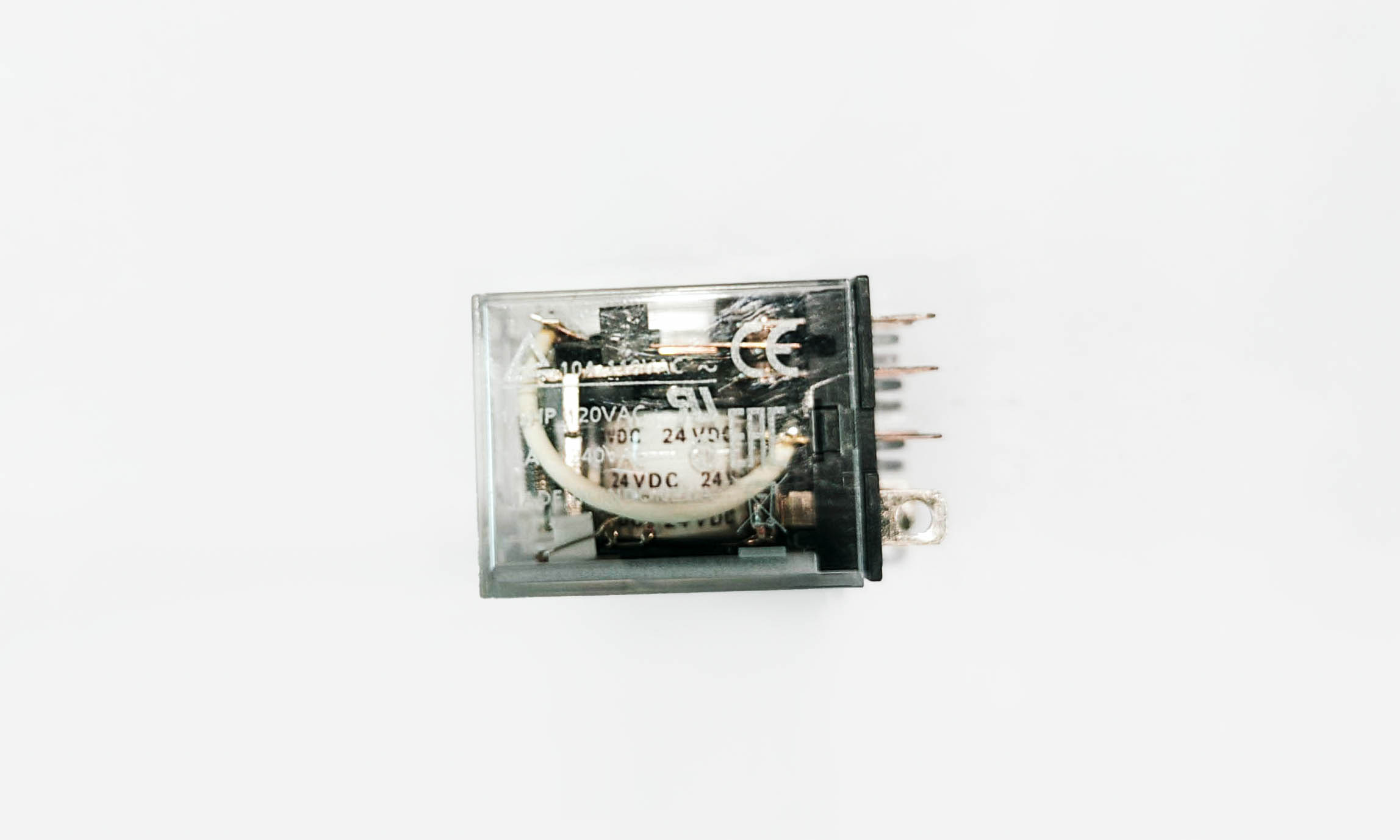 Реле, 24 В пост. тока, двухполюсный двухпозиционный со светодиодом PS7102-1