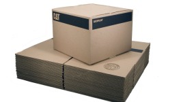 270-5352:Картонные коробки с логотипом Cat®