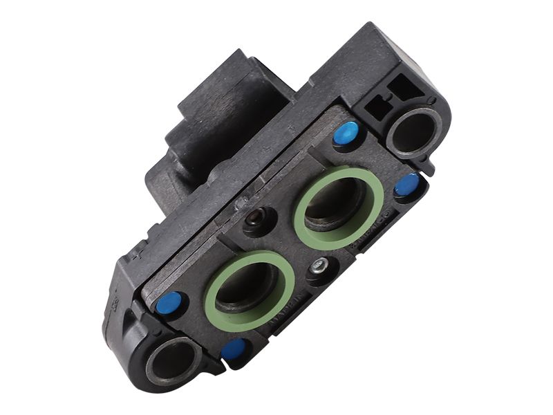 385-1174:3-контактный логометрический датчик давления