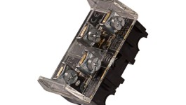 111-1325:Двухполюсный блок контактов