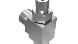 6V-9161:Тройниковый переходник с резьбой 7/16" X 11/16