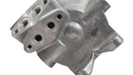 128-8557:Основание топливного фильтра в сборе