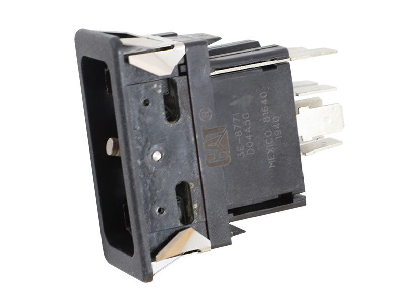 3E-8771:Основной выключатель с подсветкой 24 В с 8 ножевыми клеммами