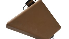 8X-1808:Резервуар в сборе